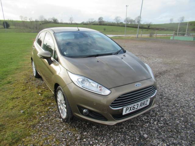 Ford Fiesta 1.5 TDCi Titanium 5dr Hatchback Diesel Brown